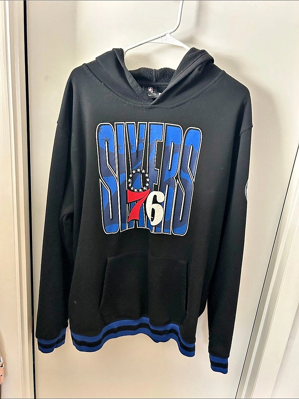 NBA Philadelphia 76ers 1976 Hoodie Graphic Hoodie Black Size XL Like New